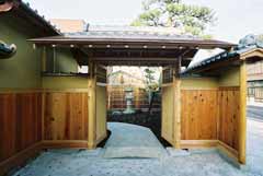 数寄屋門